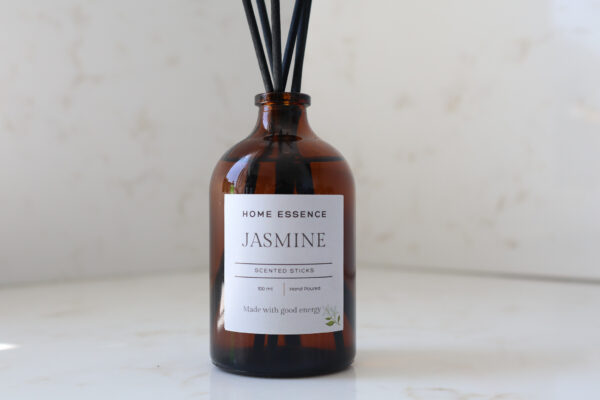 jasmine oda kokusu5