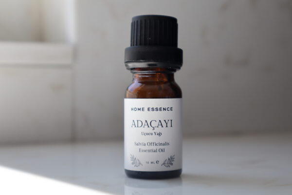 Adaçayı uçucu yağı