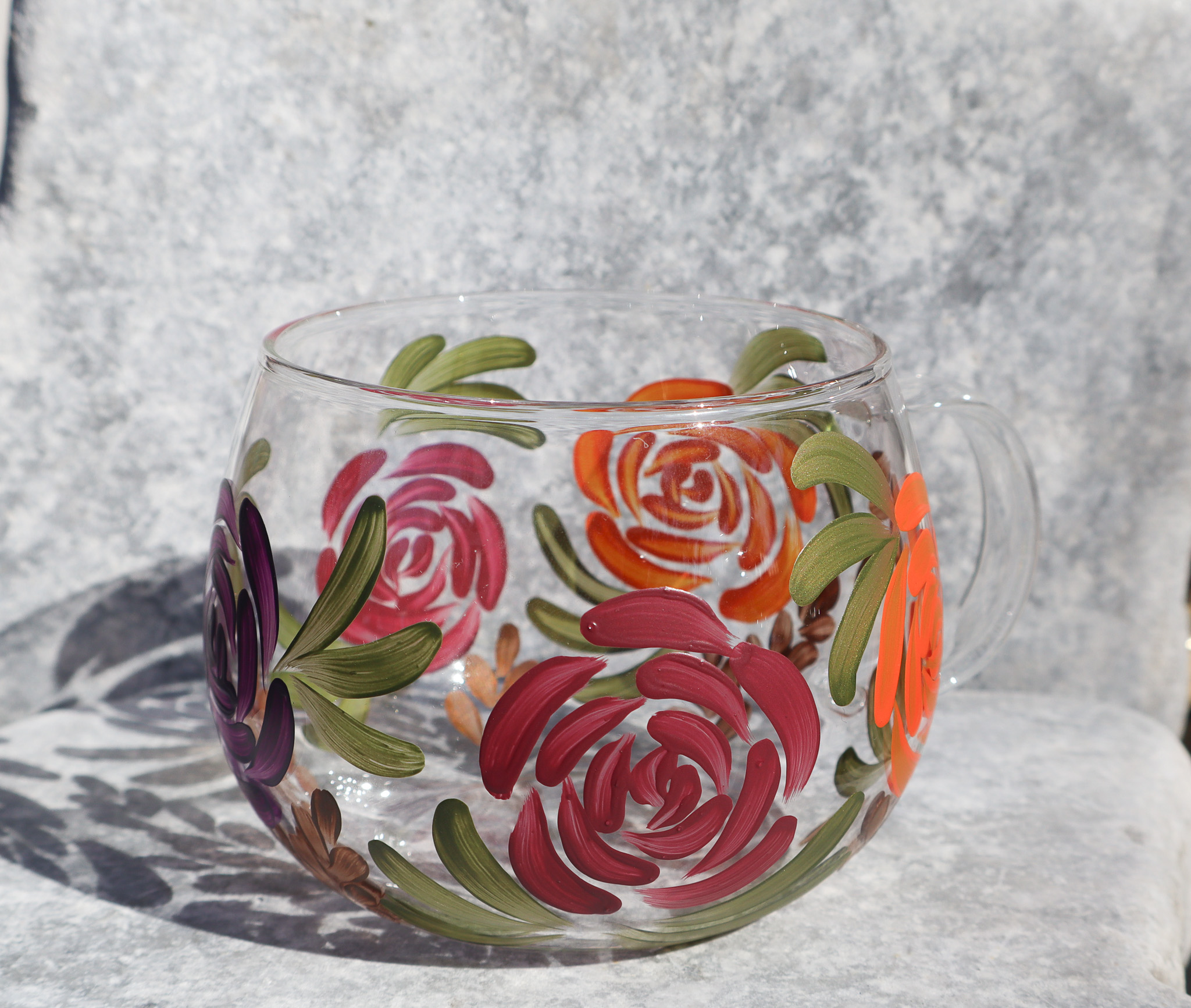 Rose Garden - Cam Kupa 410 ml, renkli güllü görünüm