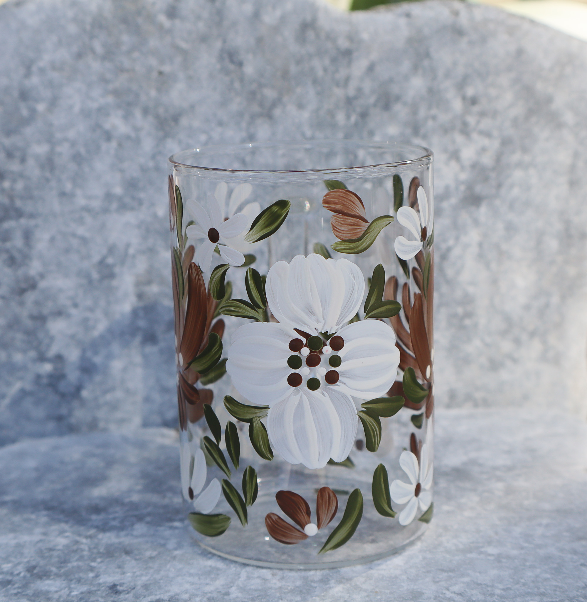 White & Mocha Floral - Cam Kupa 270 ml, beyaz çiçekli yüz