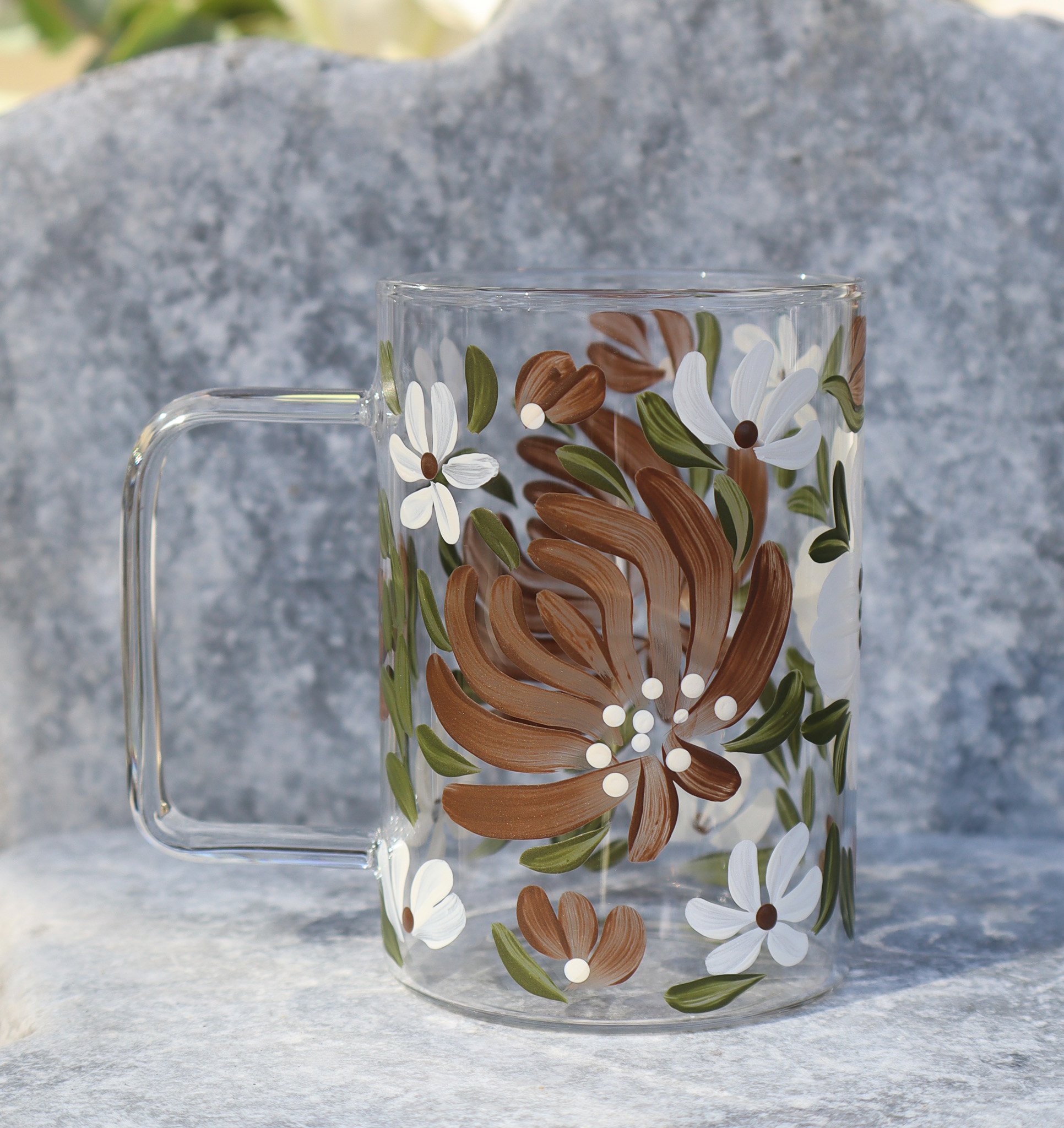 White & Mocha Floral - Cam Kupa 270 ml, moka çiçekli yüz